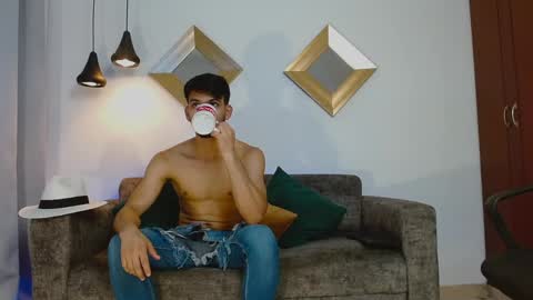 Harry online show from April 2, 6:27 pm