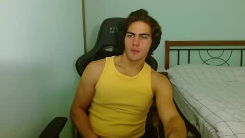 Snapshot of harryking1 chatting on October 17, 6:21 pm harryking1 online show from October 17, 6:21 pm