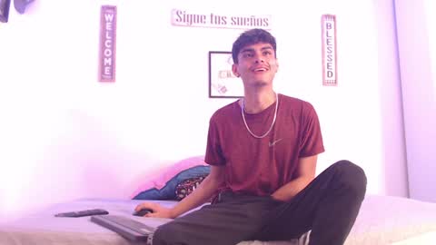 Snapshot of harrythomson1 chatting on December 27, 8:45 am harry thomson online show from December 27, 8:45 am