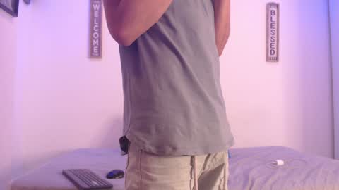 Snapshot of harrythomson1 chatting on December 29, 3:33 am harry thomson online show from December 29, 3:33 am