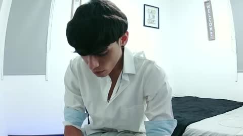 Snapshot of harrythomson1 chatting on June 25, 10:14 pm harry thomson online show from June 25, 10:14 pm
