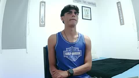 Snapshot of harrythomson1 chatting on July 11, 8:39 am harry thomson online show from July 11, 8:39 am