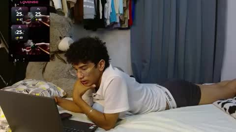 HARRY online show from April 8, 2:33 am