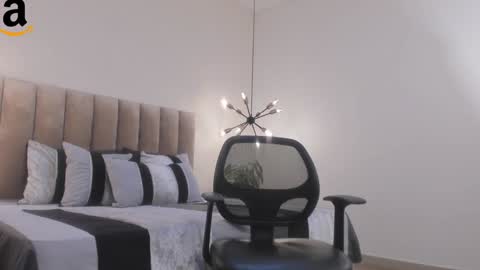 Harry Jones online show from December 28, 5:14 pm