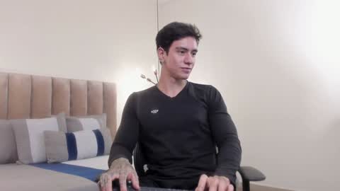 Harry Jones online show from January 28, 6:07 pm