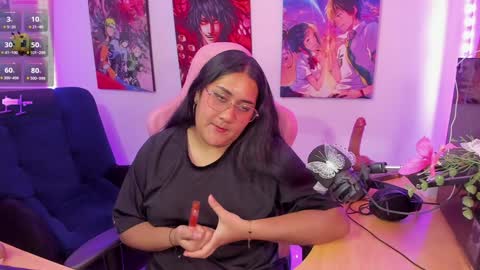 karen  online show from January 19, 8:51 pm