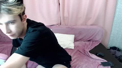 harvey_foster online show from October 31, 8:54 pm