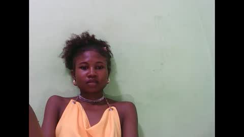 hasleyinah online show from March 22, 7:50 pm