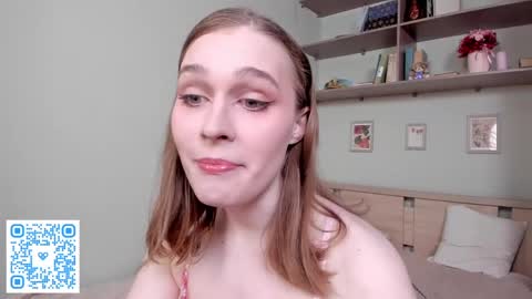 Mia online show from April 14, 7:25 am