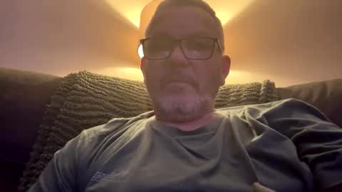 hawks2113 online show from April 4, 11:24 pm