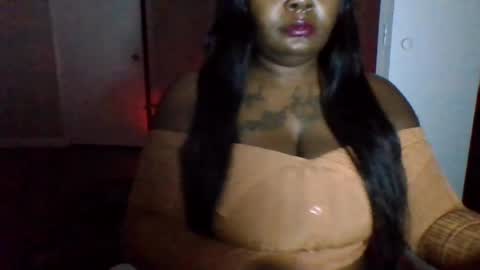 Snapshot of hawtchoc37 chatting on June 29, 9:04 am hawtchoc37 online show from June 29, 9:04 am