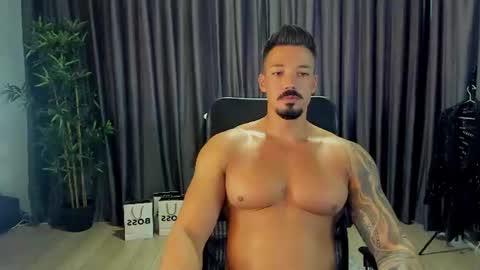 Snapshot of haydenspears chatting on July 25, 7:06 am HaydenSpears online show from July 25, 7:06 am