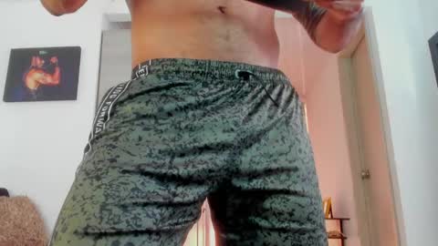 Snapshot of hazard_1997 chatting on May 9, 8:25 pm Hazard online show from May 9, 8:25 pm
