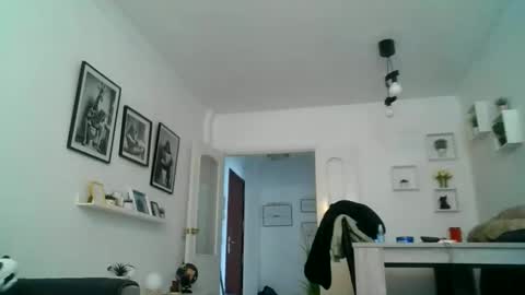 haze_john online show from April 15, 1:40 pm