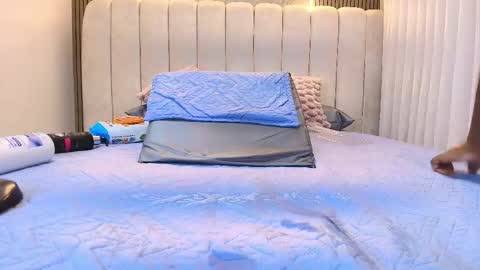 kataleya online show from January 31, 7:23 pm