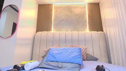 kataleya online show from March 17, 7:28 pm