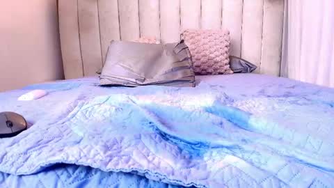 Snapshot of hazel_kataleya chatting on May 27, 1:57 am kataleya online show from May 27, 1:57 am