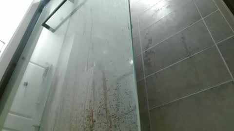 Snapshot of hazel_skye chatting on May 27, 2:25 pm Hazel online show from May 27, 2:25 pm