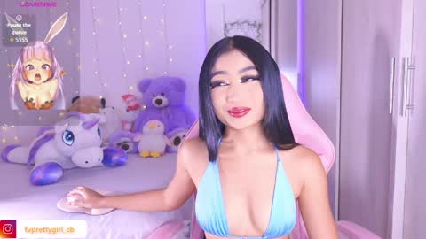 Snapshot of hazelbabee_ chatting on April 21, 10:10 am Lynn online show from April 21, 10:10 am