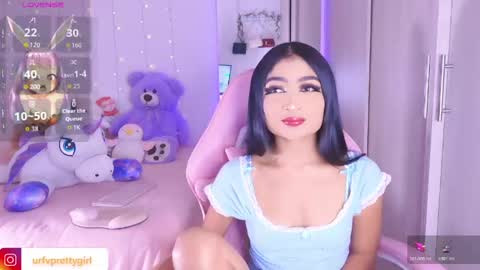 Snapshot of hazelbabee_ chatting on May 9, 5:45 am Lynn online show from May 9, 5:45 am