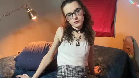 Snapshot of hazelpeppermint chatting on July 3, 12:17 am Hazel online show from July 3, 12:17 am