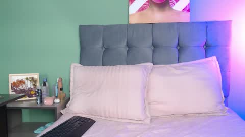 HAZZ SMITH online show from December 15, 12:53 pm