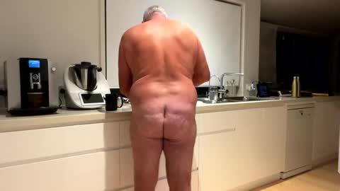 Snapshot of hb2283 chatting on December 1, 6:19 pm h babe online show from December 1, 6:19 pm