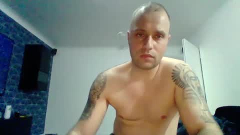 Snapshot of hddmaker chatting on February 22, 9:15 pm ASD online show from February 22, 9:15 pm