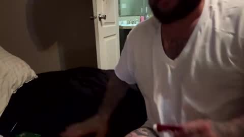 Snapshot of headgoat18 chatting on October 6, 10:45 am headgoat18 online show from October 6, 10:45 am