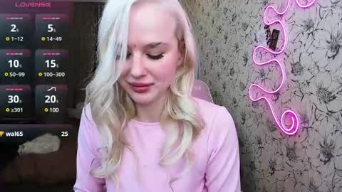 Snapshot of healing__girl chatting on March 10, 3:41 pm Valeria online show from March 10, 3:41 pm