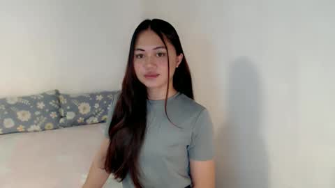 Snapshot of heart_of_asia chatting on April 25, 7:44 am Yoshin online show from April 25, 7:44 am