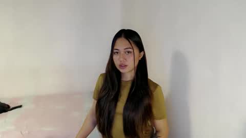 Snapshot of heart_of_asia chatting on May 8, 1:27 pm Yoshin online show from May 8, 1:27 pm