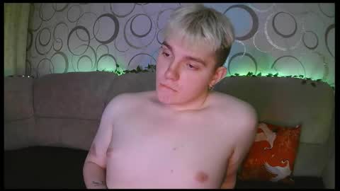 Justin online show from March 3, 6:14 pm