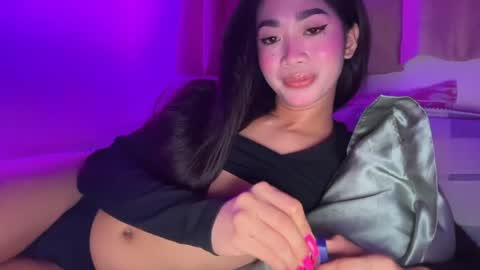Snapshot of heather_creamycum24 chatting on June 1, 3:36 pm imani rowe online show from June 1, 3:36 pm