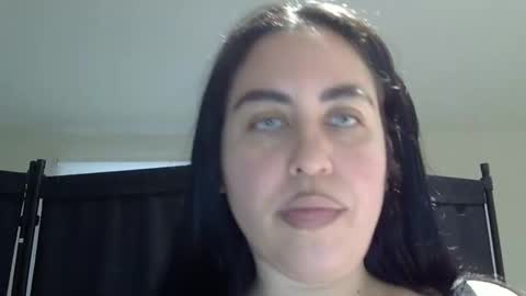 heatwavee online show from February 13, 1:05 pm