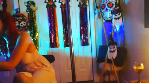 Heavenllyy online show from November 22, 2:10 am