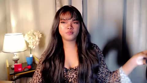 KENDAL online show from December 14, 6:23 pm