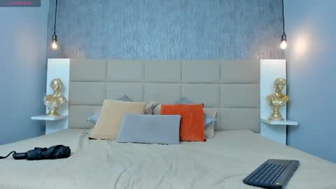 Keira Hecate online show from April 17, 7:06 pm