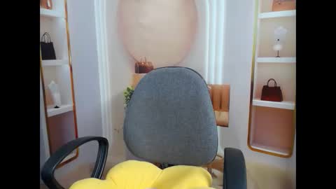 love bug online show from April 8, 5:13 pm