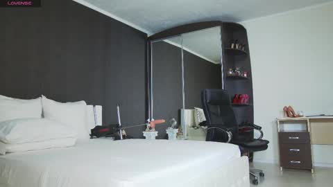 Helen online show from March 21, 3:22 am