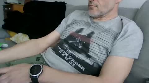 Snapshot of hefo99 chatting on March 4, 3:59 pm hefo99 online show from March 4, 3:59 pm