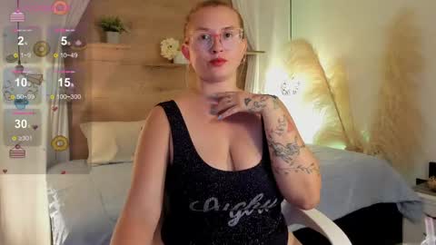 ANTARA REY online show from March 6, 7:54 pm