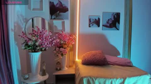 Sara online show from February 13, 10:28 pm