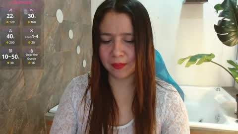 Snapshot of heidy_wells chatting on April 28, 12:54 pm Heidy online show from April 28, 12:54 pm