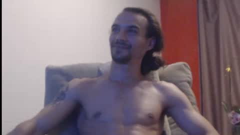 heilanubis online show from April 21, 12:34 am