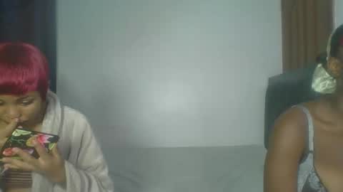 Snapshot of heilybunny chatting on April 20, 7:04 pm heilybunny online show from April 20, 7:04 pm