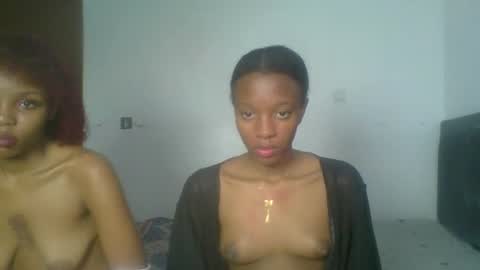 Snapshot of heilybunny chatting on April 26, 8:17 pm heilybunny online show from April 26, 8:17 pm