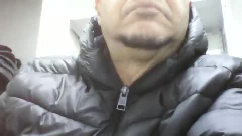 Snapshot of heistt chatting on March 29, 11:38 pm Heist Stein online show from March 29, 11:38 pm