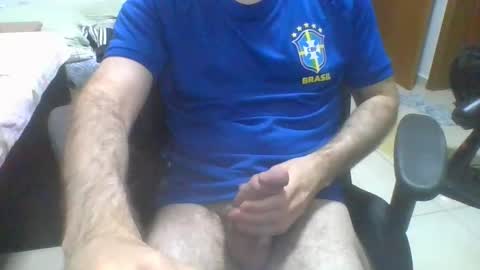 heitorcp1 online show from October 19, 4:57 am