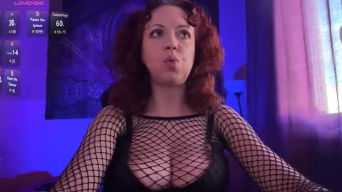 Snapshot of helena__femdom chatting on April 24, 3:58 pm Helena online show from April 24, 3:58 pm